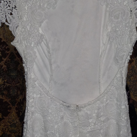 Lulu's white lace open back dress. - Picture 15 of 16